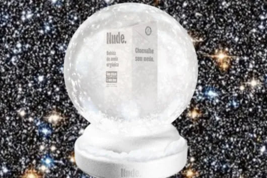 Qual o impacto ambiental de uma árvore de natal cheia de presentes?